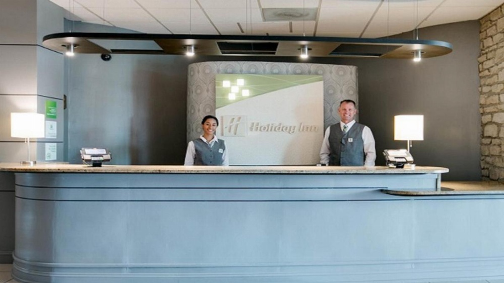 Holiday Inn At the Campus Image 18